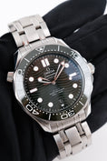 Bild in Galerie-Betrachter laden, Omega Seamaster Diver 300 M 21030422010001 - Thumbnail
