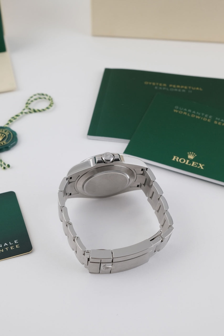 Rolex Explorer II 226570 - Detail view 4