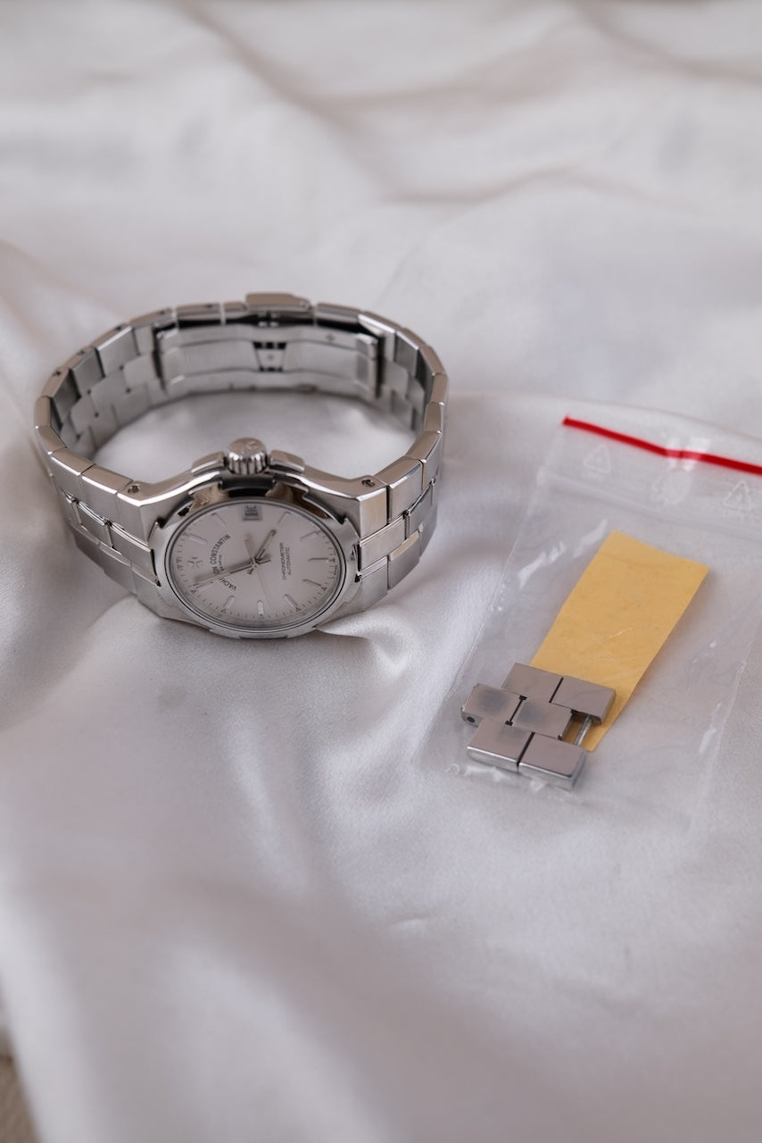 Vacheron Constantin Overseas Steel Bracelet, Steel Case White Dial, 35mm, made in Switzerland, Automatic Movement 42050 - Papiere und oder Lieferumfang