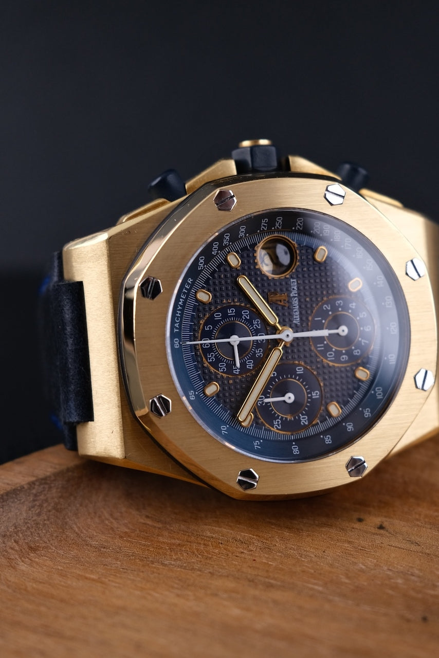 Audemars Piguet Royal Oak Offshore Chronograph 25770BA - Detailansicht 1