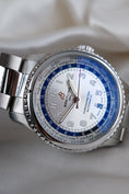 Bild in Galerie-Betrachter laden, Breitling Aviator 8 AB3521 - Thumbnail
