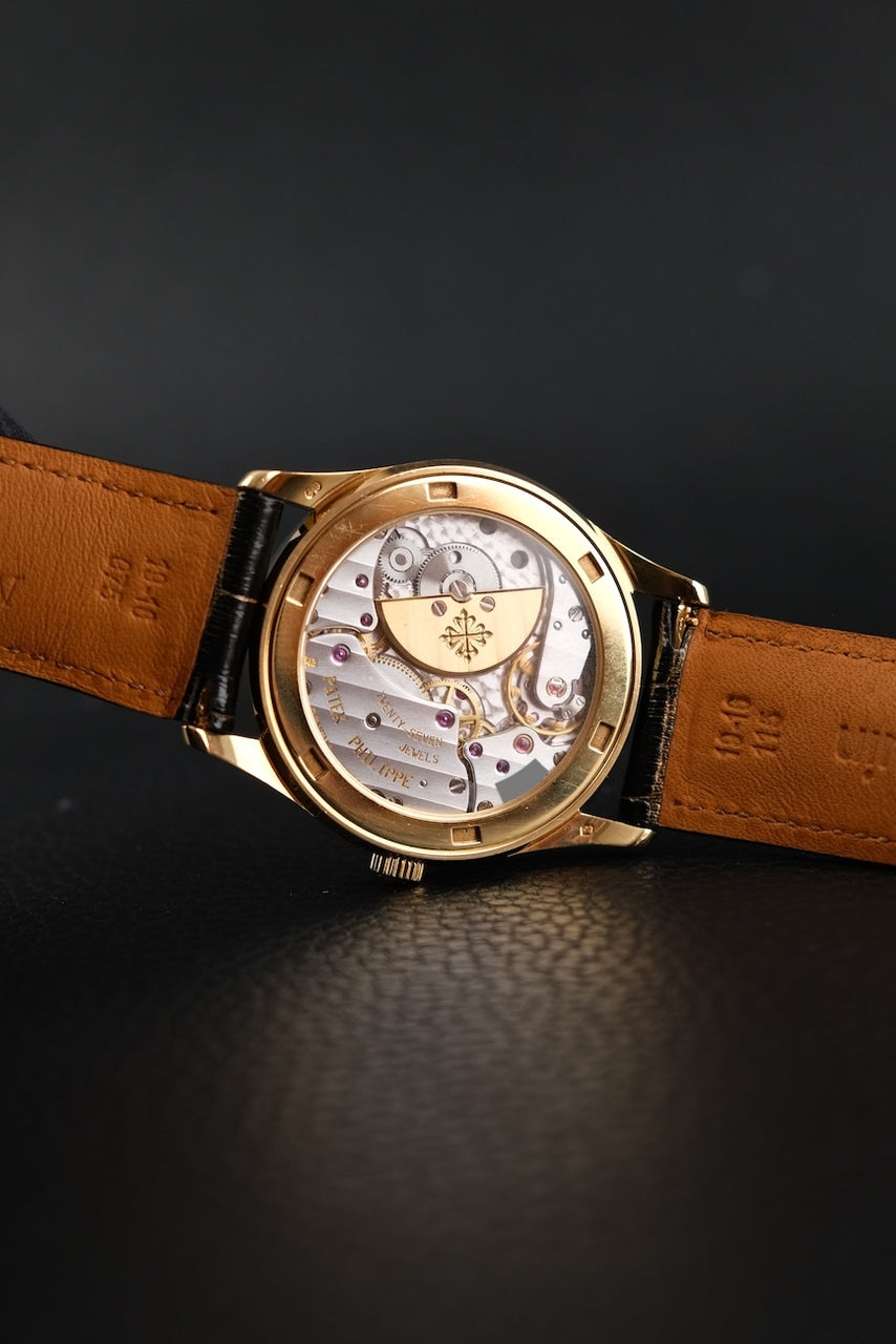 Patek Philippe Calatrava 5026J - Detailansicht 6