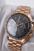 Cargar la imagen en la vista de la galería, Omega Speedmaster Professional Moonwatch  31060425001001 - Detailansicht 10

