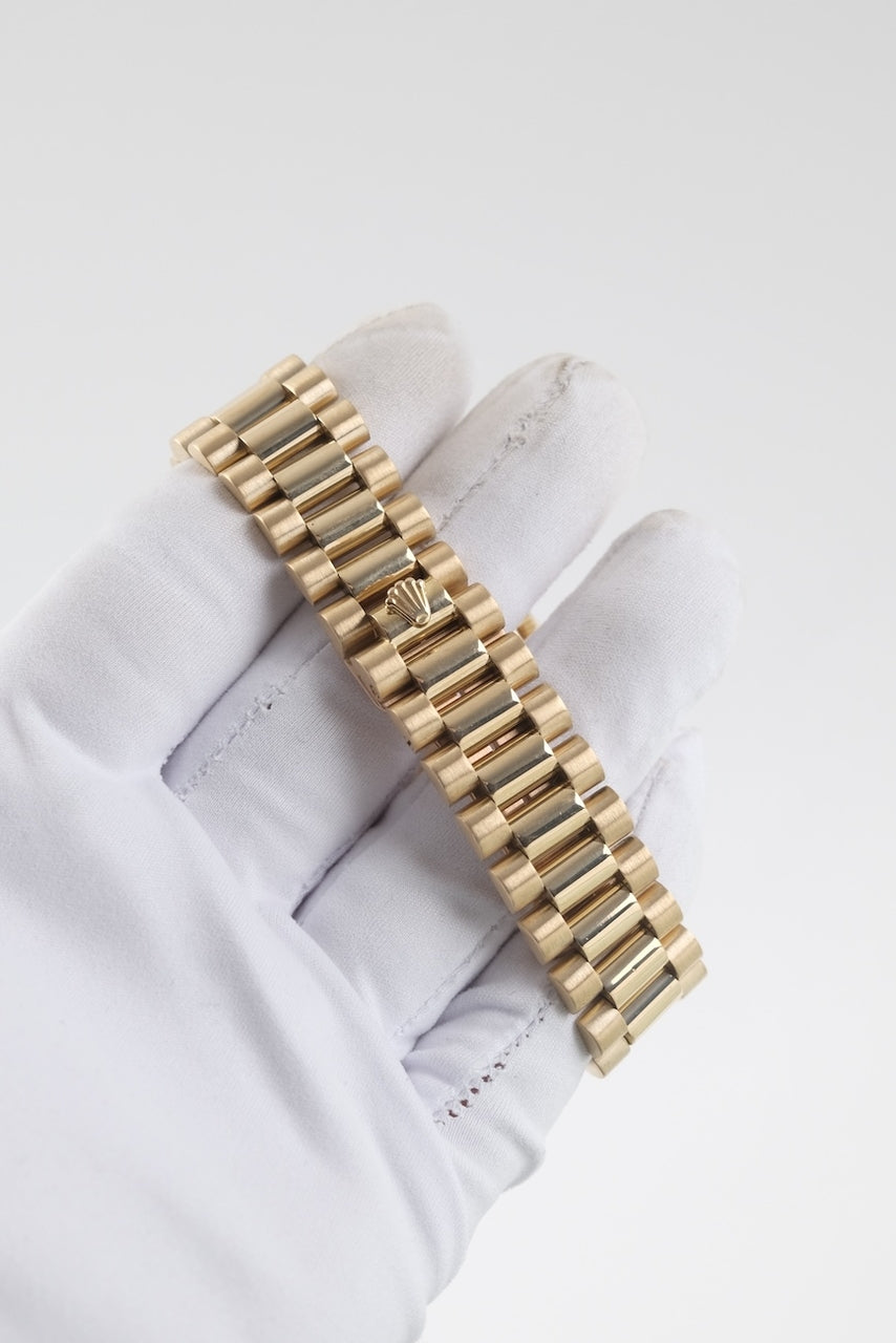 Rolex Day-Date 36 18238 - Detail view 7