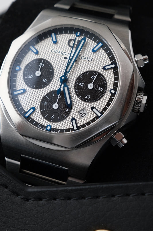Girard Perregaux Laureato Chronograph 81020-11-131-11A - Detailansicht 1