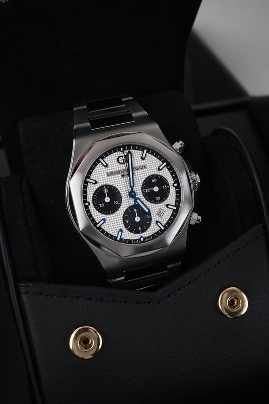 Girard Perregaux Laureato Chronograph 81020-11-131-11A - Thumbnail
