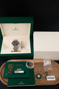 Bild in Galerie-Betrachter laden, Rolex GMT Master II 126713GRNR - Papers and documentation
