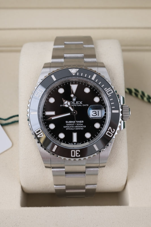 Rolex Submariner Date 126610LN - Detailansicht 1