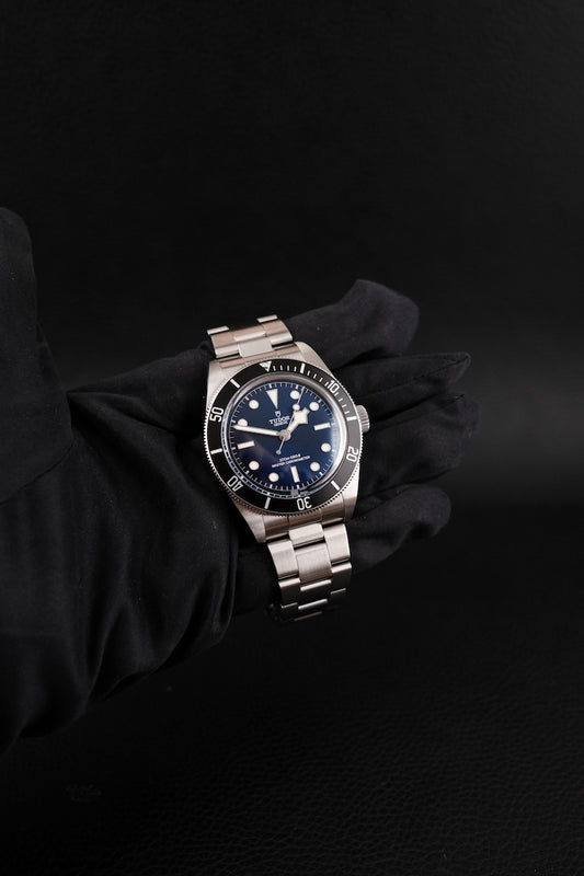 Tudor Black Bay 68 7943A1A0NU - Detail view 1