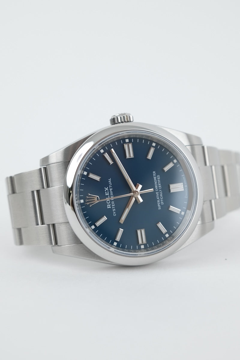 Rolex Oyster Perpetual 36 126000 - Detail view 14