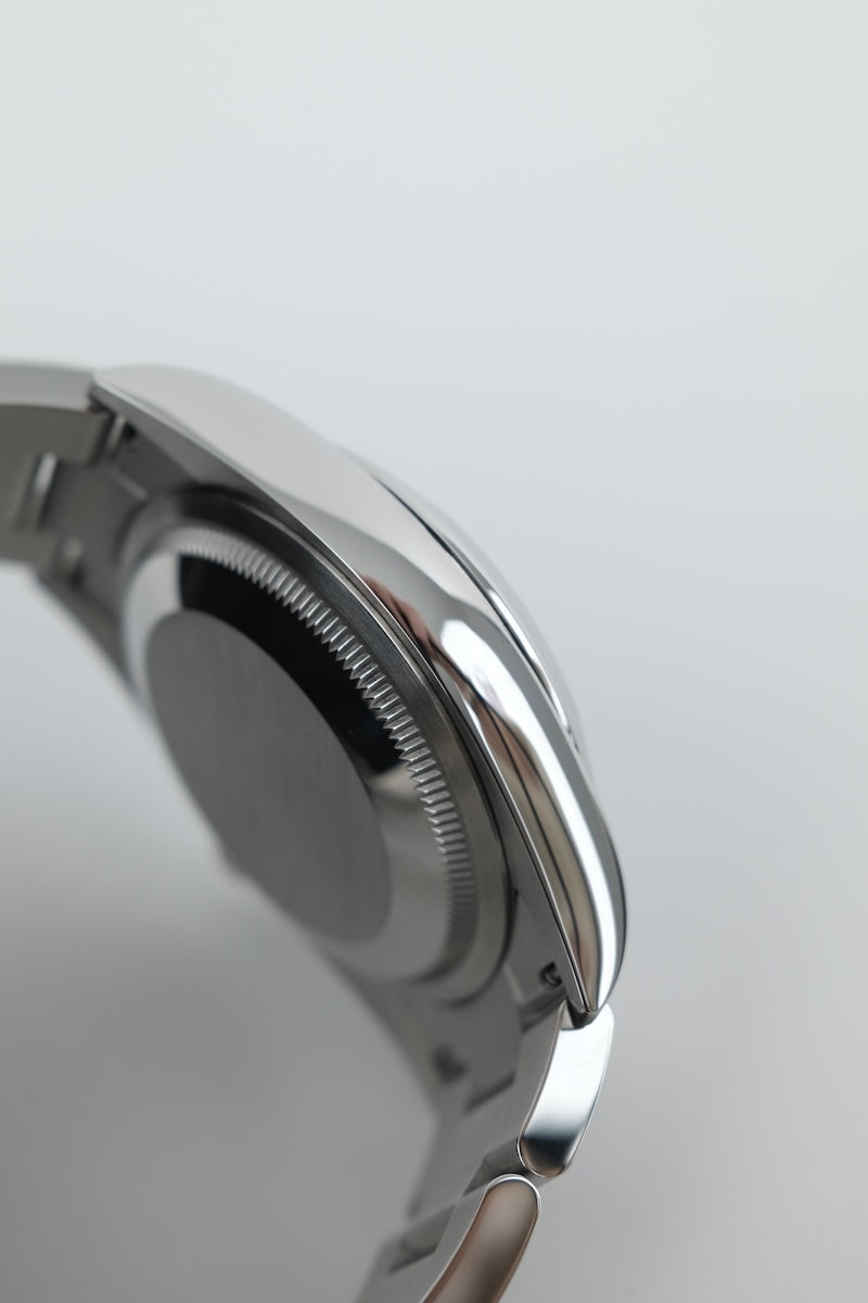 Rolex Oyster Perpetual 36 126000 - Detail view 8