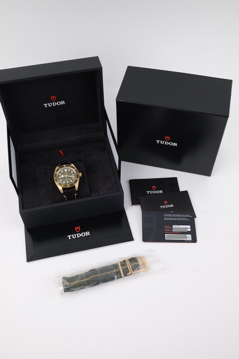Tudor Black Bay Fifty-Eight 79018V - Papiere und oder Lieferumfang