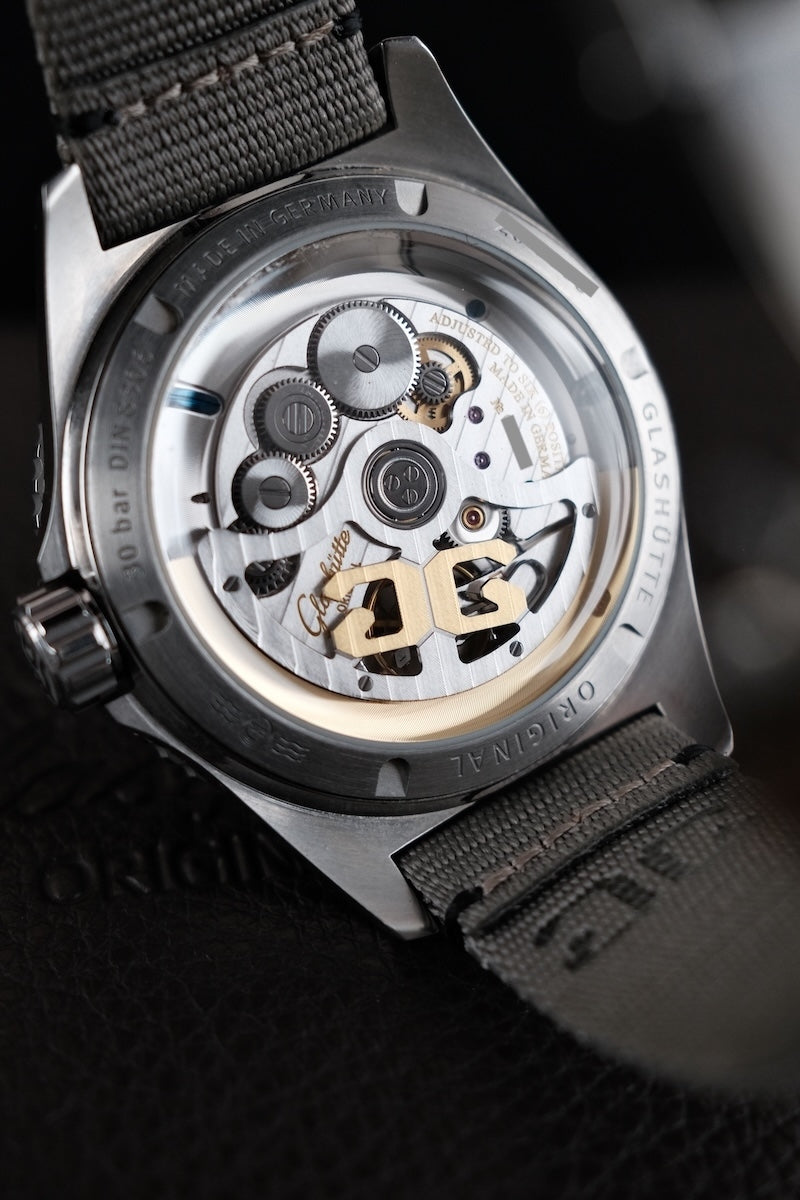 Glashütte SeaQ Panoramadatum 1-36-13-07-83-34 - Detail view 1