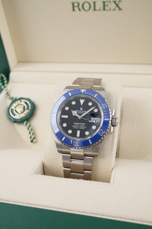 Rolex Submariner Date 126619LB - Vista dettagliata 1