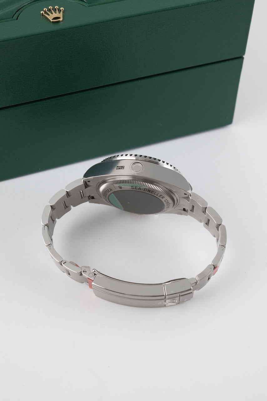 Rolex Sea-Dweller Deepsea Stickered 116660 - Vista detallada 4
