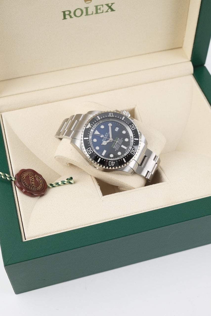 Rolex Sea-Dweller Deepsea Stickered 116660 - Vista detallada 1