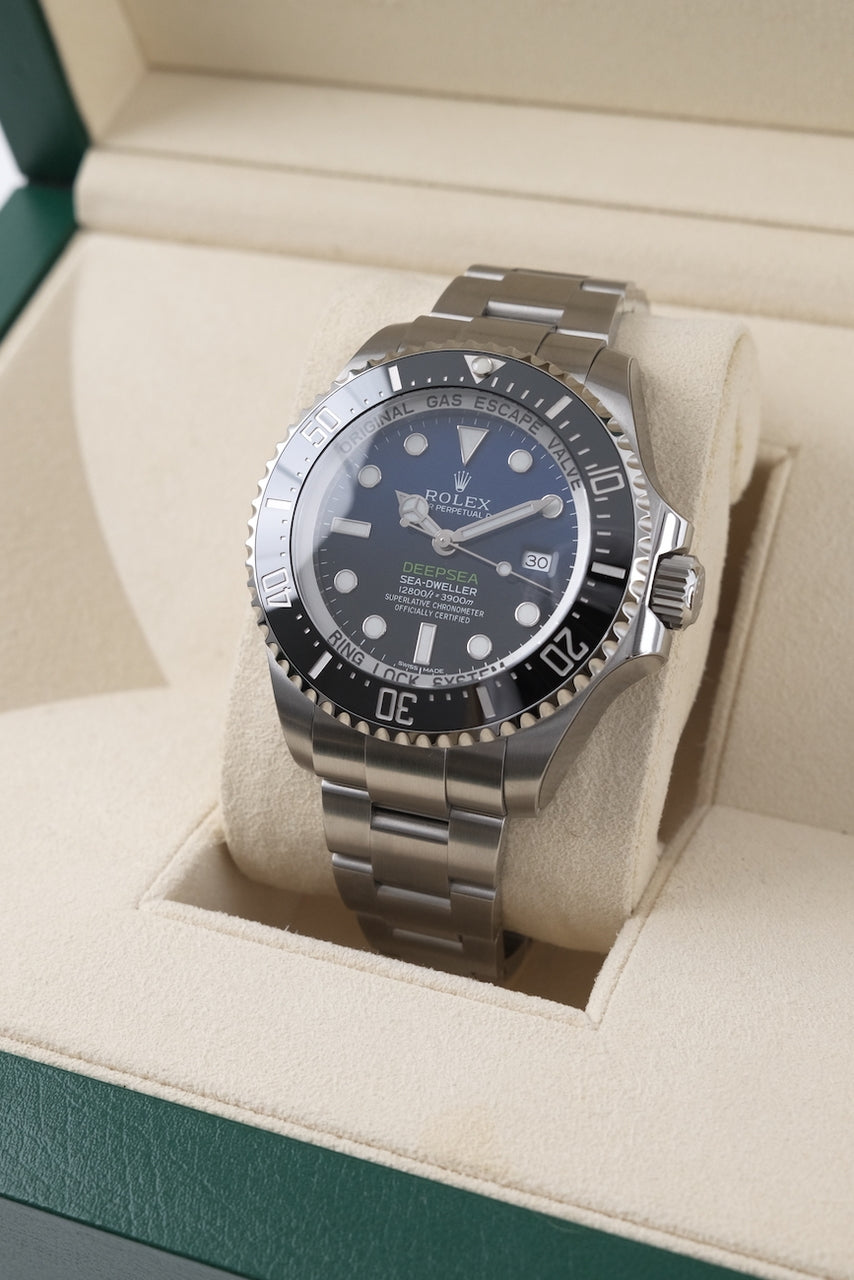 Rolex Sea-Dweller Deepsea Stickered 116660 - Vista detallada 12