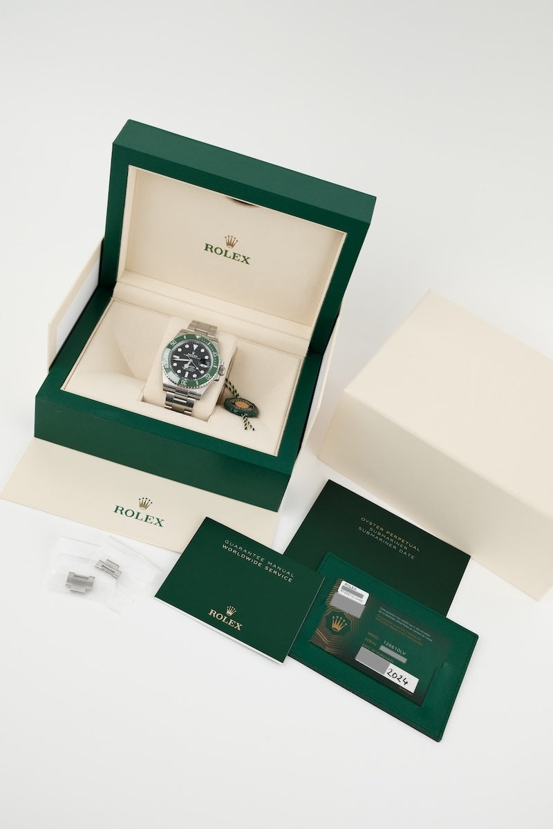 Rolex Submariner 126610LV - Papiere und oder Lieferumfang