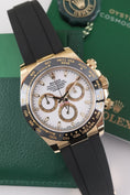 Carica l'immagine nel visualizzatore della galleria, Rolex Daytona 116518LN - Detail view 1

