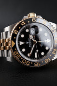 Carica l'immagine nel visualizzatore della galleria, Rolex GMT Master II 126713GRNR - Detail view 4
