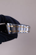 Bild in Galerie-Betrachter laden, Audemars Piguet Royal Oak Jumbo 39mm 5402SA - Detailansicht 9

