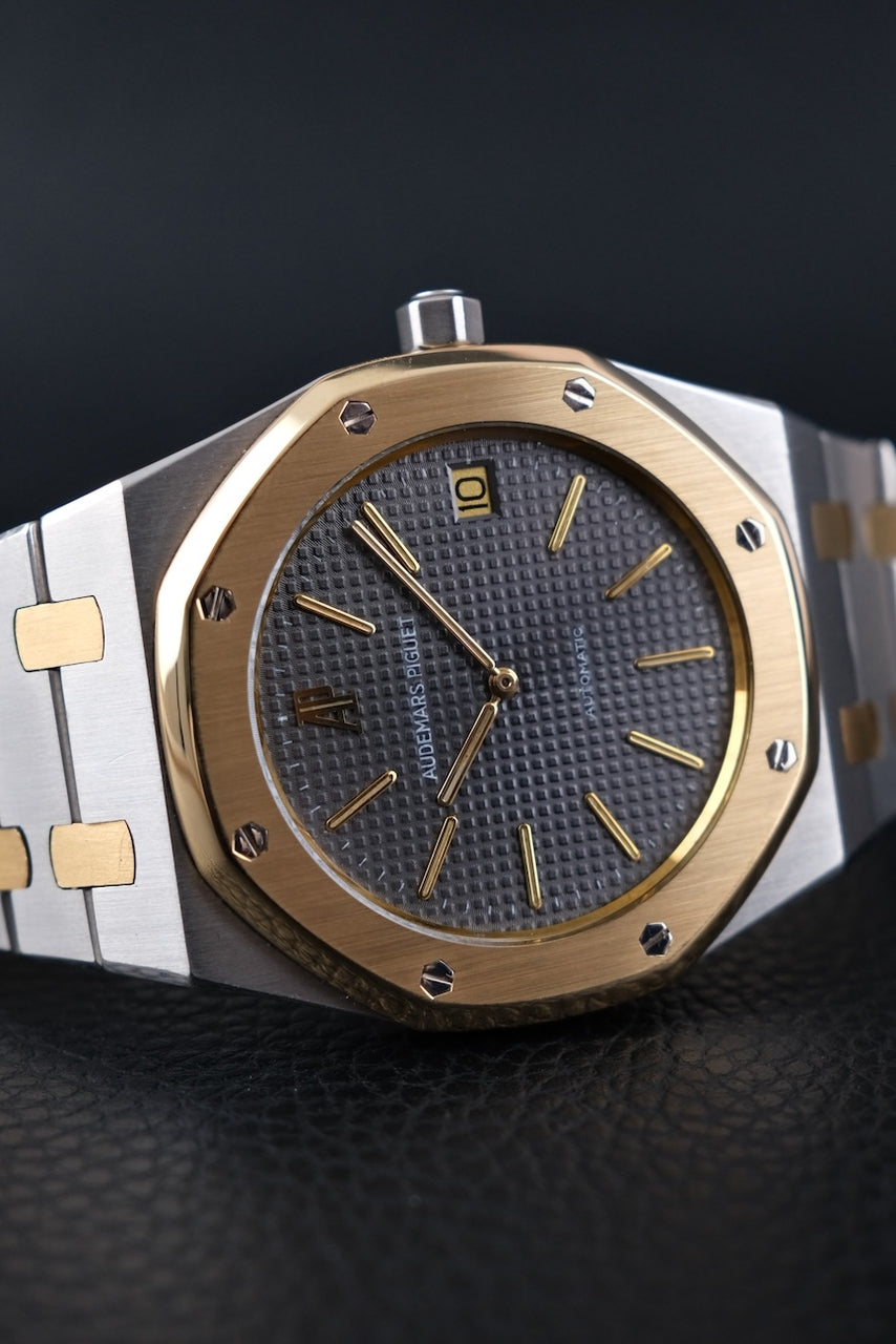 Audemars Piguet Royal Oak Jumbo 39mm 5402SA - Detailansicht 1