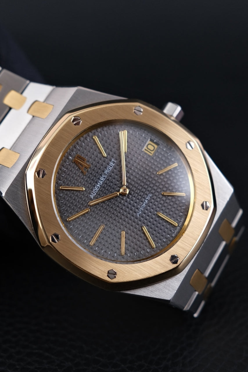 Audemars Piguet Royal Oak Jumbo 39mm 5402SA - Detailansicht 2