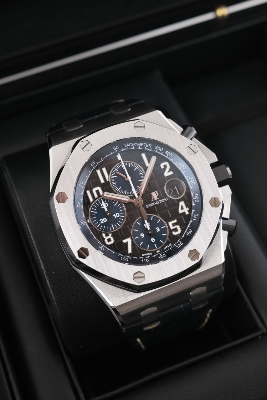 Audemars Piguet Royal Oak Offshore Chronograph 26470ST.OO.A028CR.01 - Detail view 1