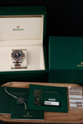 Carica l'immagine nel visualizzatore della galleria, Rolex GMT-Master II  126711CHNR - Papiere und oder Lieferumfang
