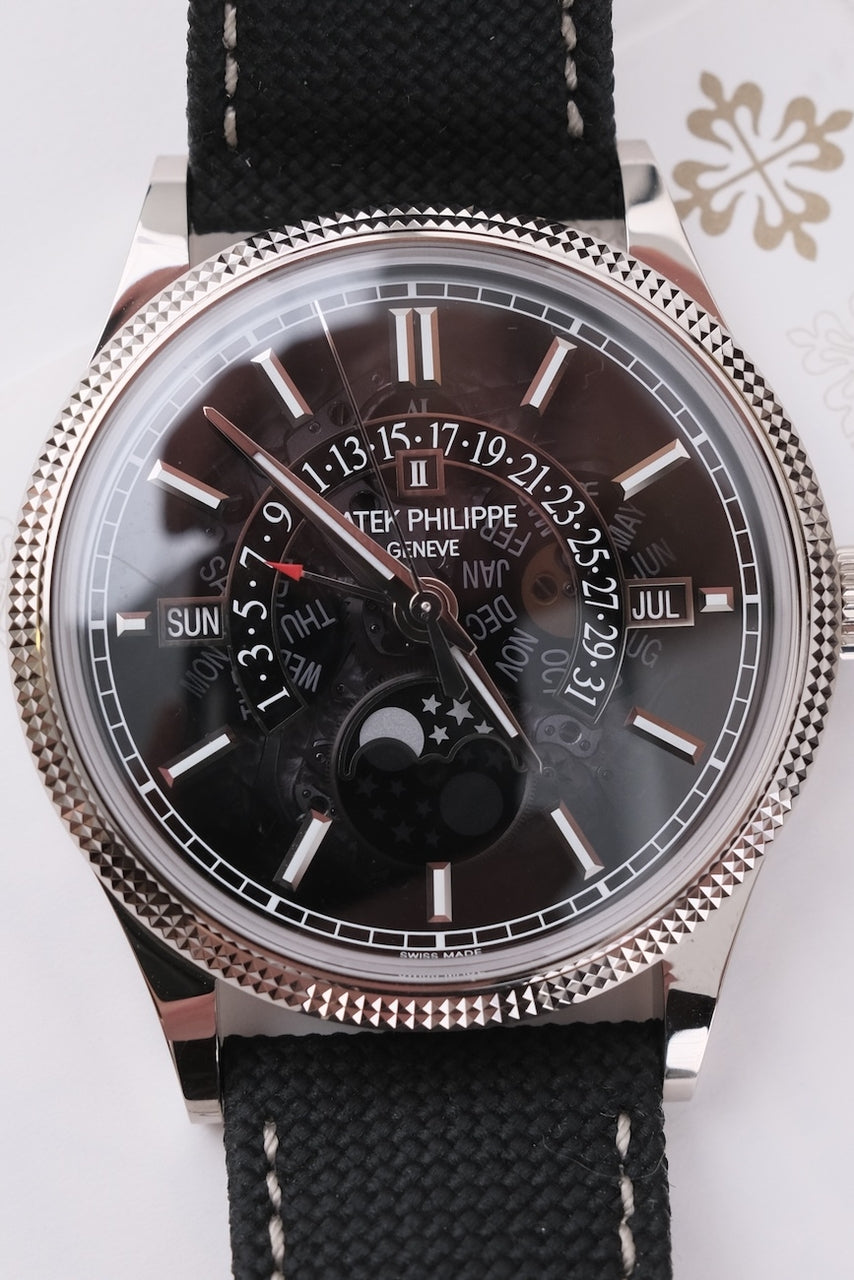 Patek Philippe Calendario Perpetuo 6159G-001 - Vista dettagliata 4