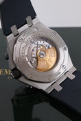 Cargar la imagen en la vista de la galería, Audemars Piguet Royal Oak Offshore Chronograph 26470ST.OO.A027CA.01 - Detail view 1
