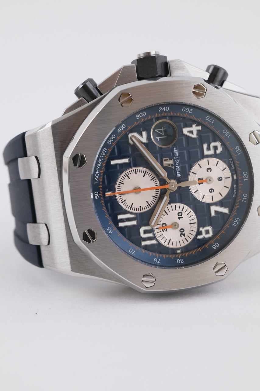 Audemars Piguet Royal Oak Offshore Chronograph 26470ST.OO.A027CA.01 - Detail view 4