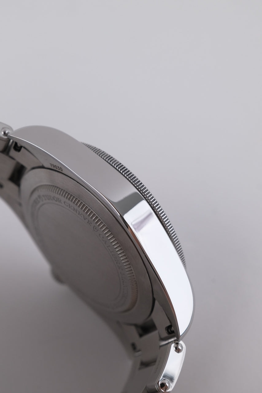 Tudor Black Bay Fifty-Eight 79030B - Detail view 5