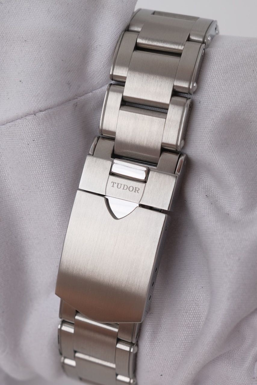 Tudor Black Bay Fifty-Eight 79030B - Detail view 7