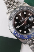 Bild in Galerie-Betrachter laden, Rolex GMT-Master II 126710BLNR - Detailansicht 3
