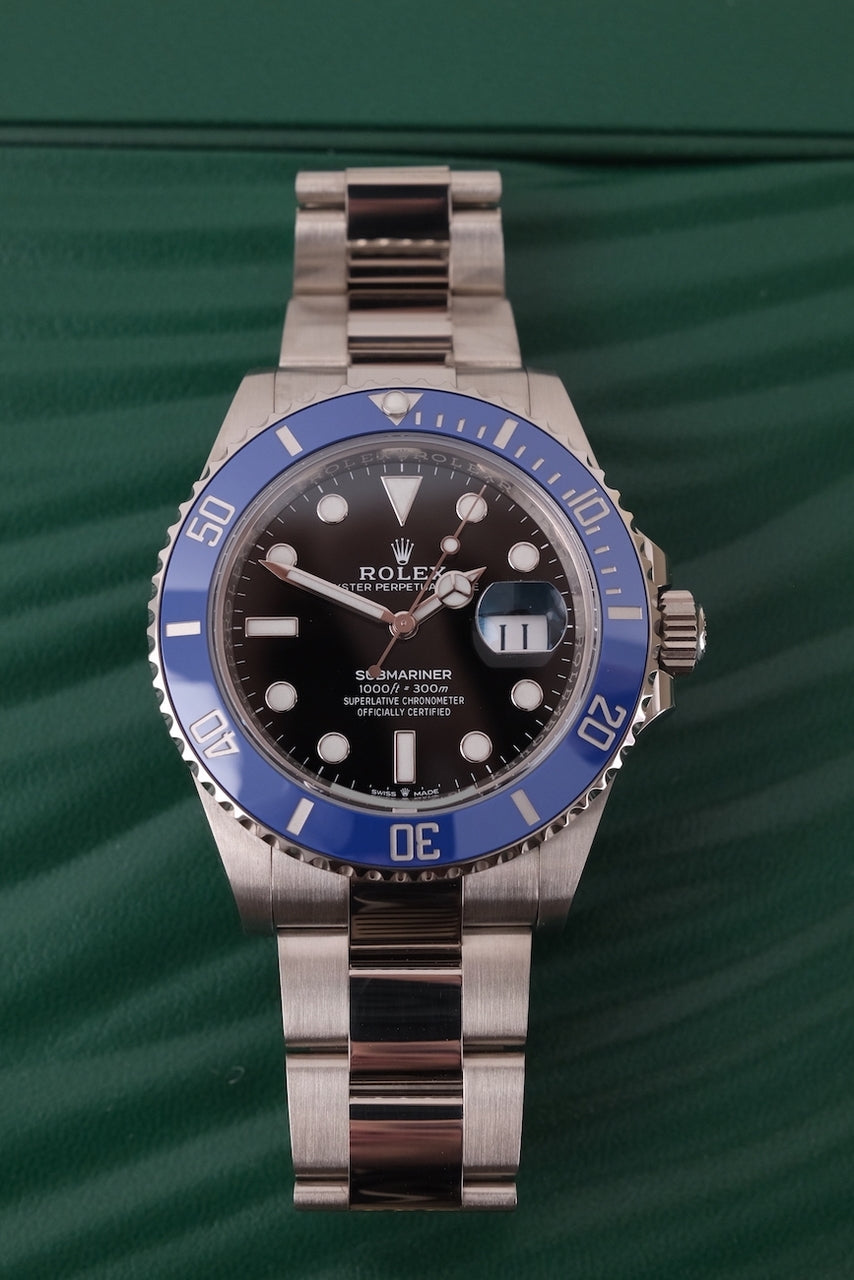 Rolex Submariner Date 126619LB - Detail view 2