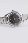 Load image into Gallery viewer, Omega Railmaster 22010382001002 - Detail view 5
