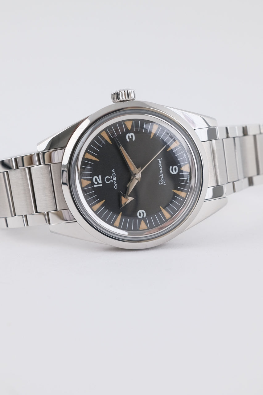 Omega Railmaster 22010382001002 - Detail view 5