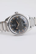 Load image into Gallery viewer, Omega Railmaster 22010382001002 - Detail view 3
