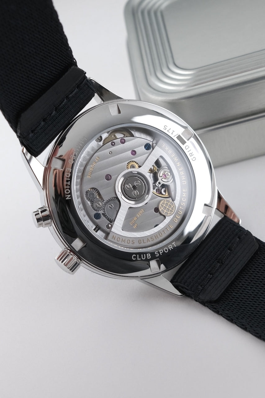 Nomos Club Sport Neomatik Weltzeit Grid 790.S8 - Detailansicht 8