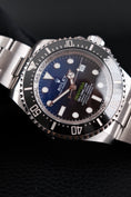 Carica l'immagine nel visualizzatore della galleria, Rolex Sea-Dweller Deepsea  126660 - Detail view 3
