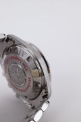 Carica l'immagine nel visualizzatore della galleria, Omega Speedmaster Legend Schumacher 35063100 - Detailansicht 3
