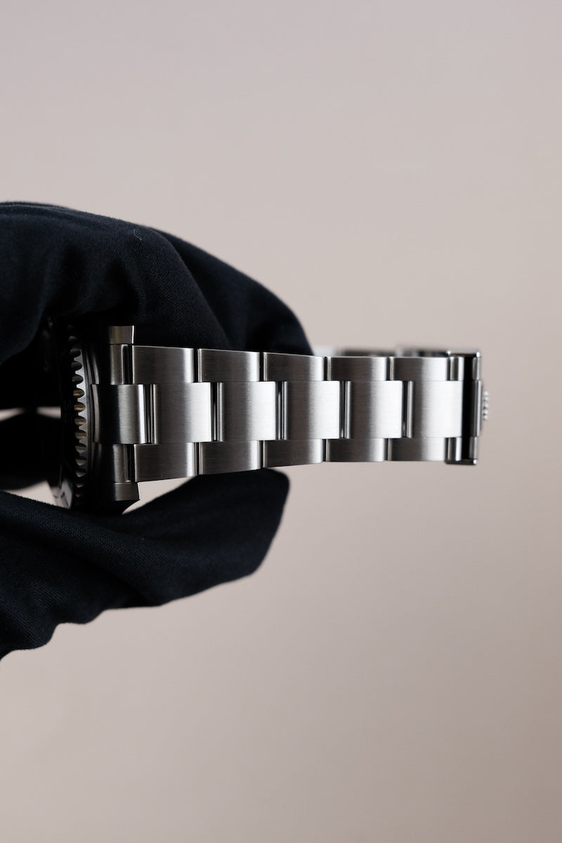 Rolex  Submariner Date  126610LN - Detailansicht 11