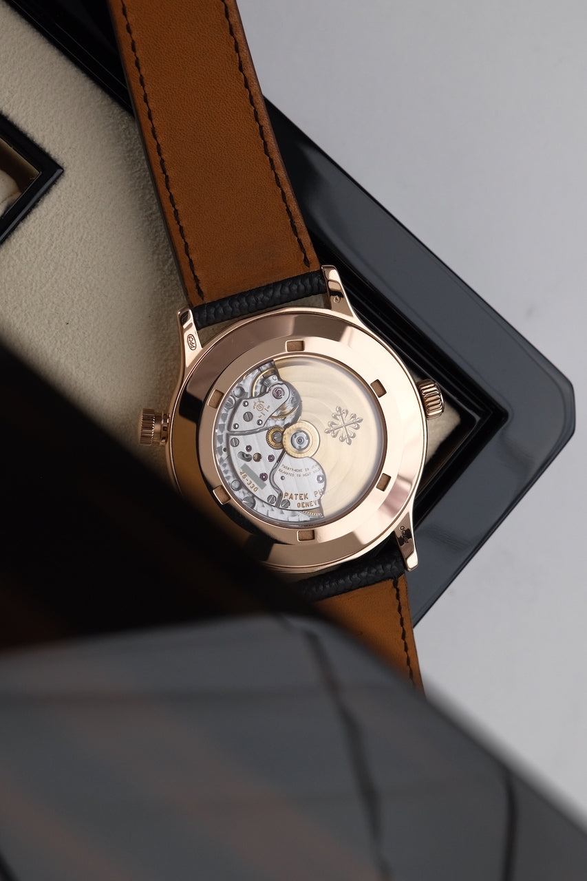 Patek Philippe Calatrava 5524R-001 - Detailansicht 7