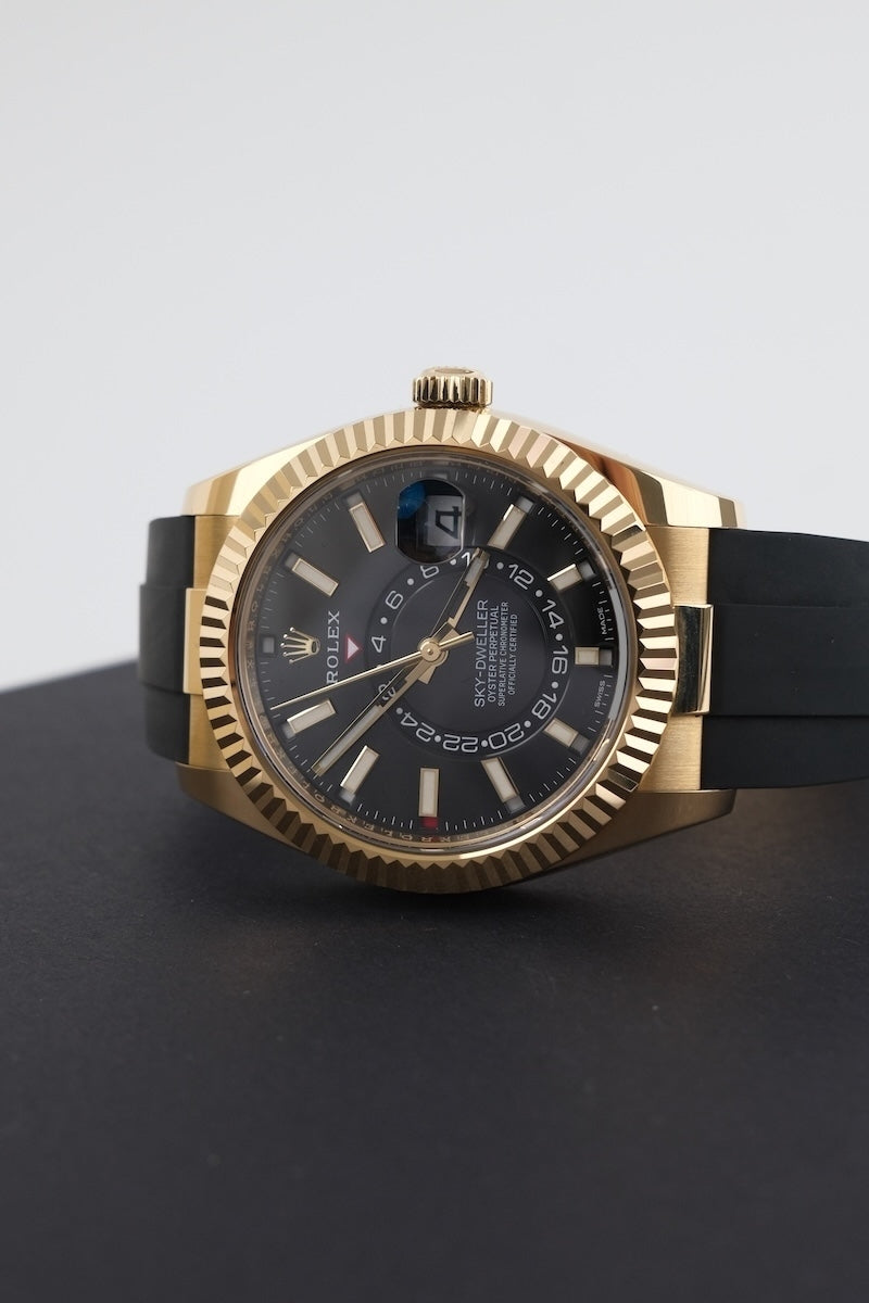 Rolex Sky-Dweller 326238 - Detail view 2