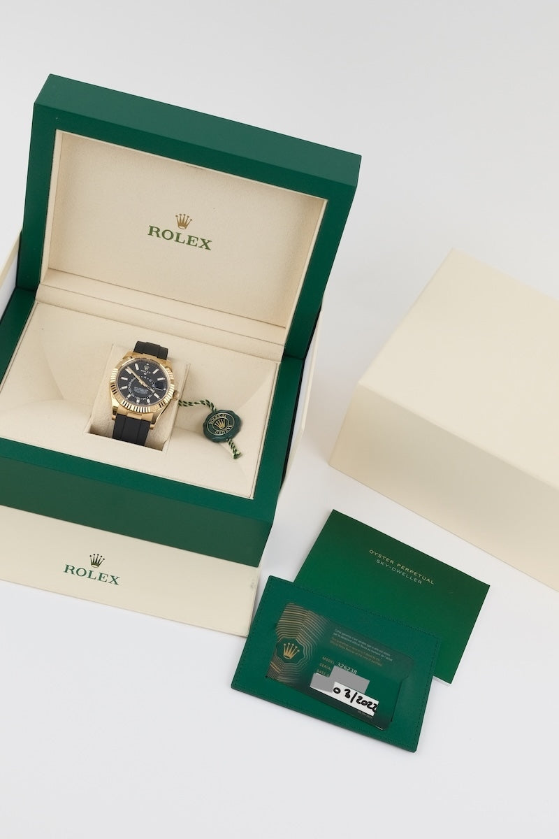 Rolex Sky-Dweller 326238 - Papers and documentation