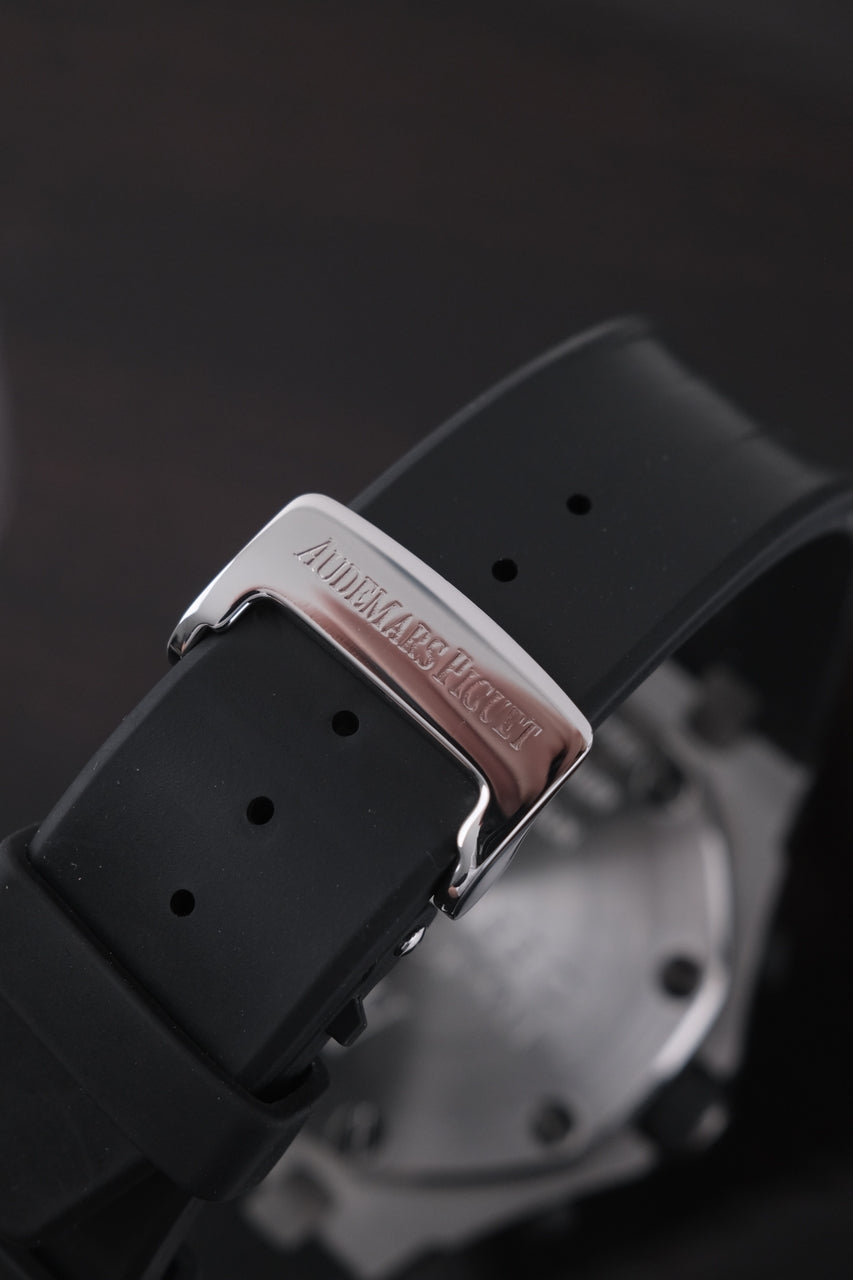 Audemars Piguet Royal Oak Offshore Chronograph 25940SK.OO.D002CA.01.A - Detail view 9