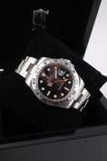 Bild in Galerie-Betrachter laden, Rolex Explorer II 216570 - Detail view 1
