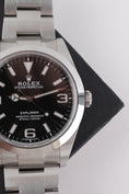 Bild in Galerie-Betrachter laden, Rolex Explorer 214270 - Detail view 2

