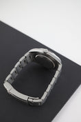Bild in Galerie-Betrachter laden, Rolex Explorer 214270 - Detail view 4
